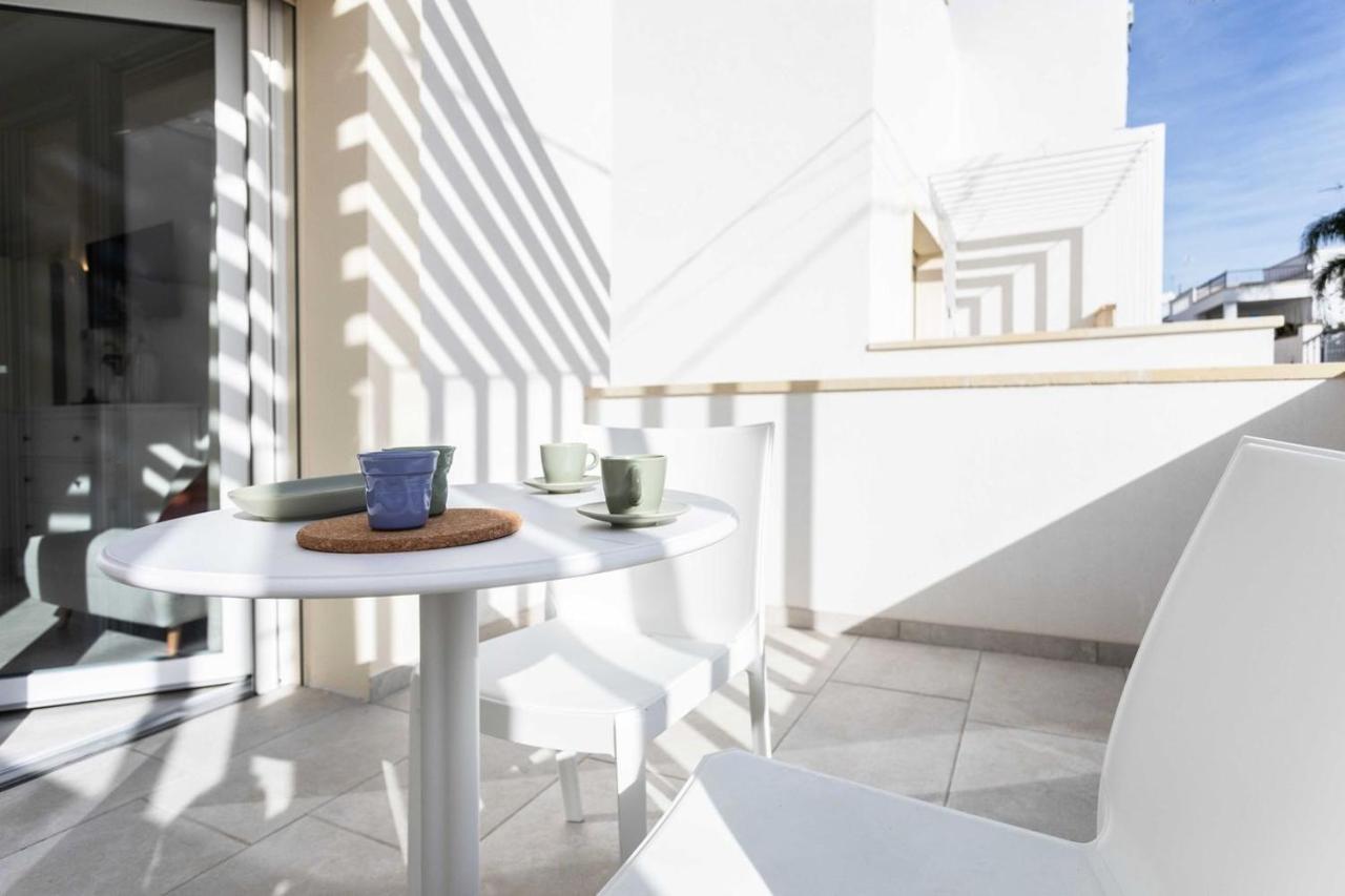 Dimora Dei Maestri-Camera Con Veranda E Bagno Privati Феллине Экстерьер фото