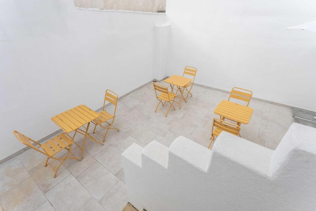 Dimora Dei Maestri-Camera Con Veranda E Bagno Privati Феллине Экстерьер фото